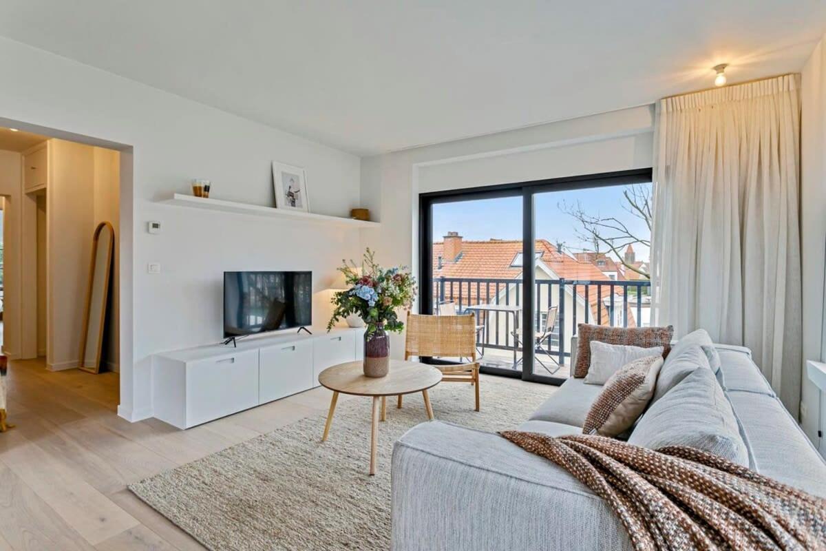 Huswell - Renovated Apartment By The Beach In Knokke-Heist Zewnętrze zdjęcie